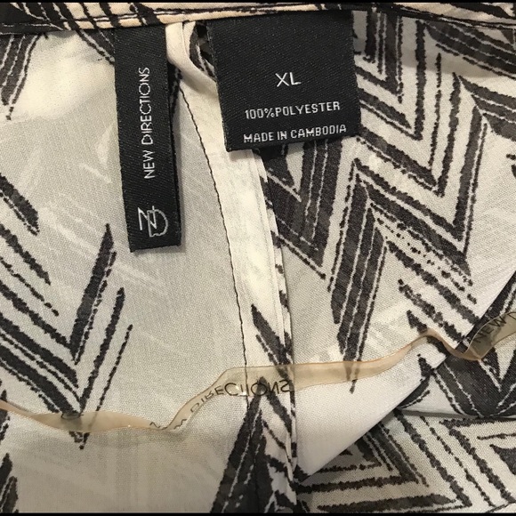 ♦️SOLD♦️Fringe cardigan - Picture 4 of 5